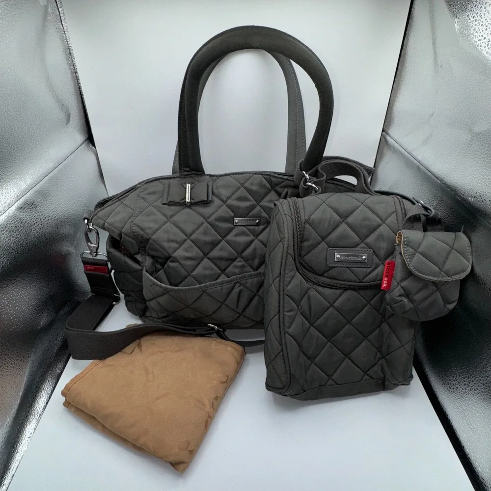 Storksak Bobby Diaper Bag Bottle Bag Pacifier Bag Gray Changing Pad 4‎ Piece Set
